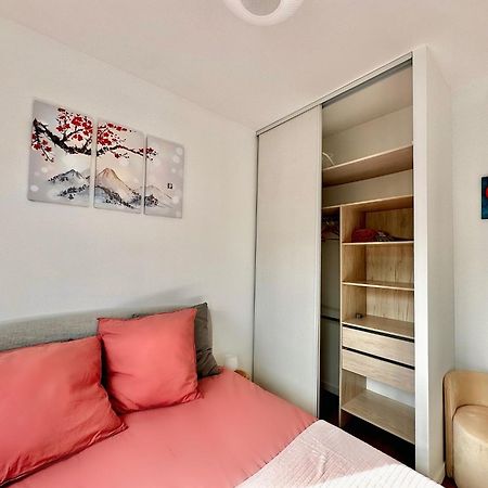 Le Boudoir - 2 Pieces Et Parking Lejlighed Le Plessis-Robinson Eksteriør billede